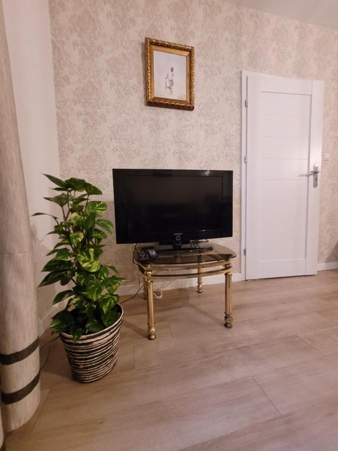 Boleslaviaapartments - Apartament Starowka Болеславец Екстериор снимка